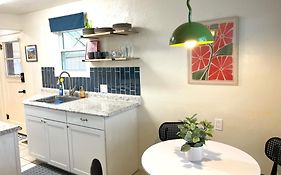 Vintage Casita - 2 Bed, Pet Friendly!